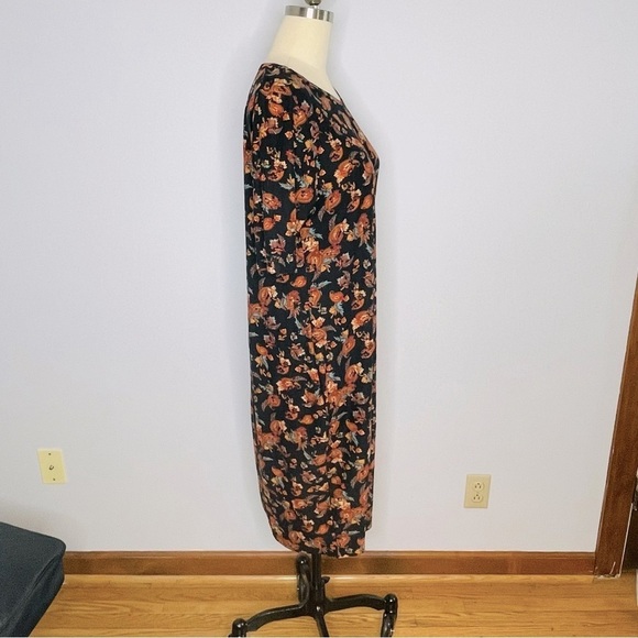 LuLaRoe Julia Floral and Paisley Dress- Leggings Material- Size 3XL - Picture 4 of 6